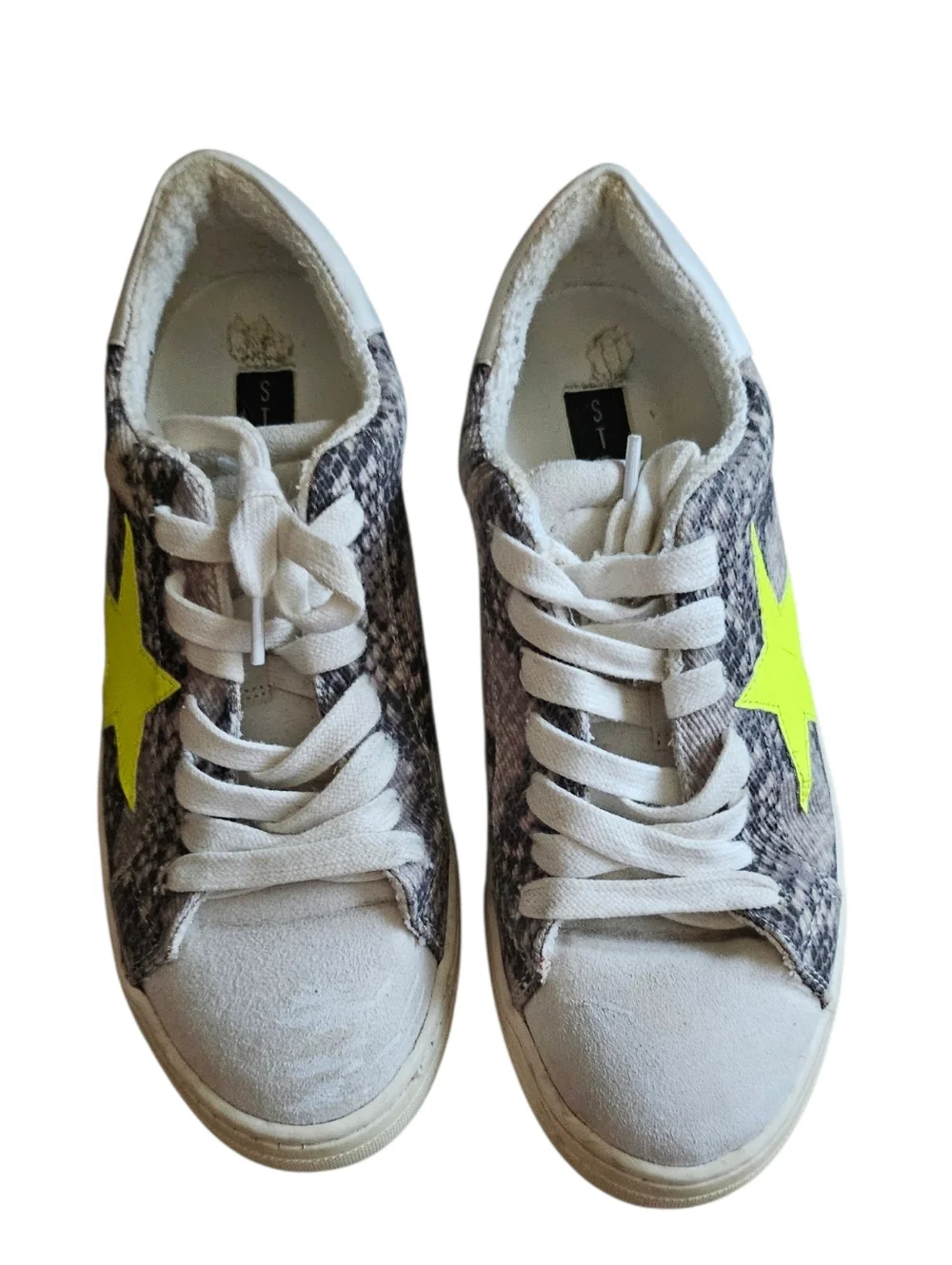 Steve Madden Reeves Python Snake Neon Star Sneakers - Picture 3 of 11
